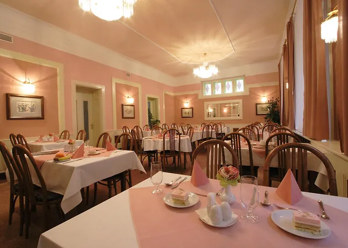 Hotell Dum Bedricha Smetany 4*